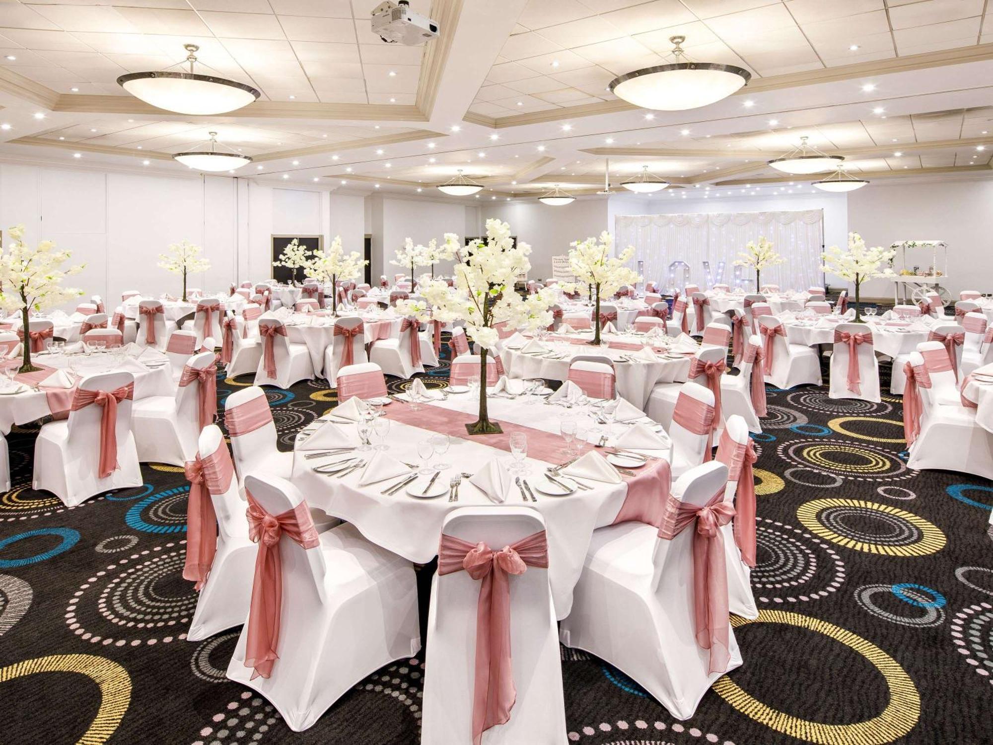 Mercure Centre 4* Telford